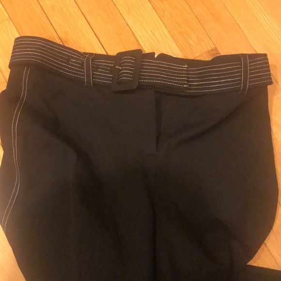 ALFANI belted tummy control cropped black pants - Picture 5 of 5